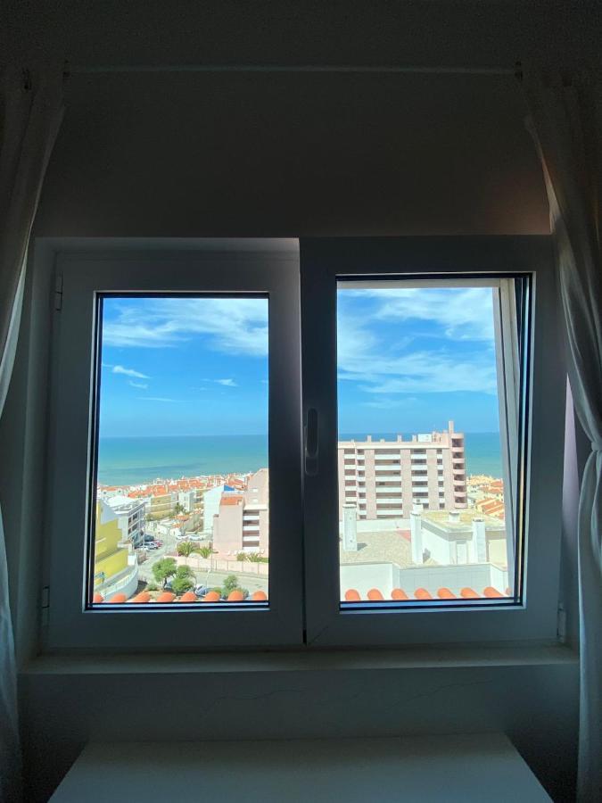Arthouse Surf Ericeira Hotel Exterior photo