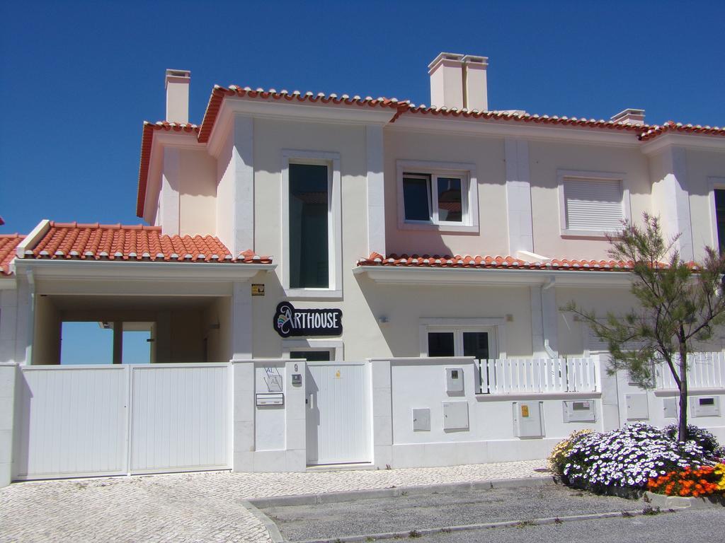 Arthouse Surf Ericeira Hotel Exterior photo
