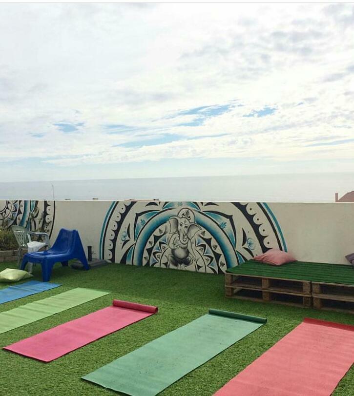 Arthouse Surf Ericeira Hotel Exterior photo